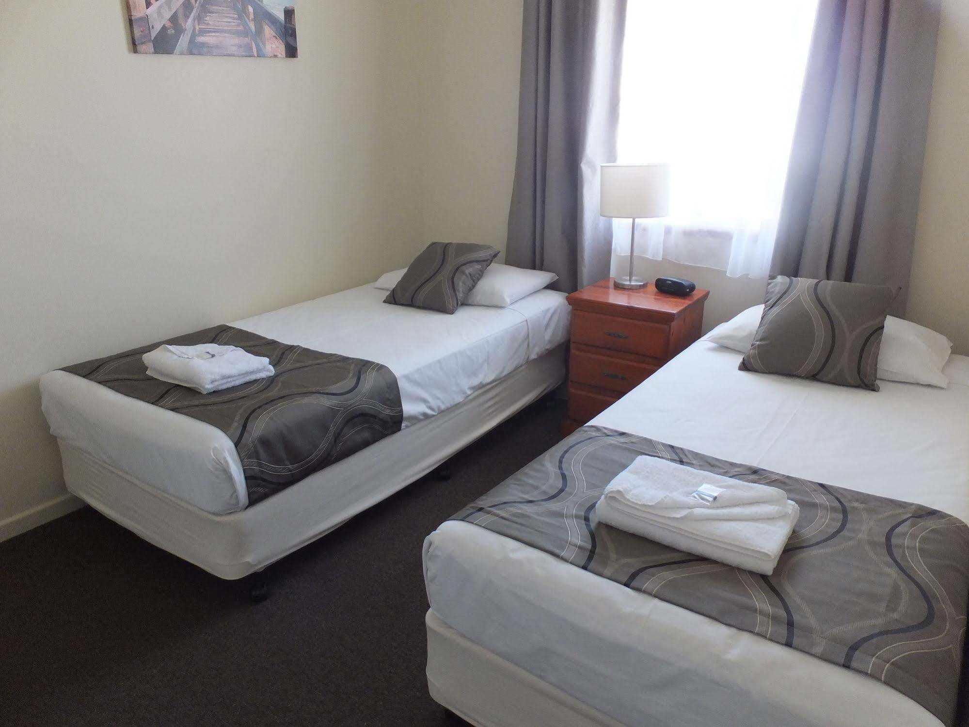 The Shores Holiday Apartments แมคคาย ภายนอก รูปภาพ