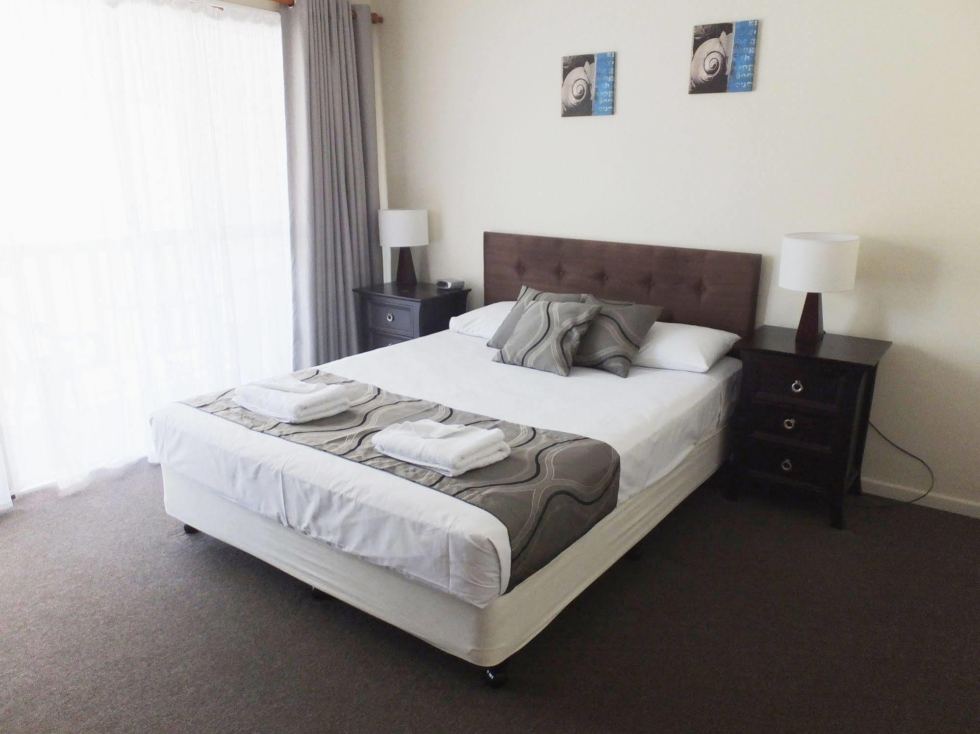 The Shores Holiday Apartments แมคคาย ภายนอก รูปภาพ